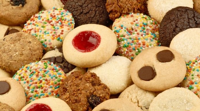 Assortment of different types of cookies.