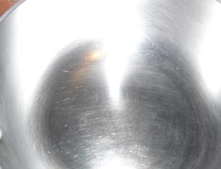 pan free of white spots