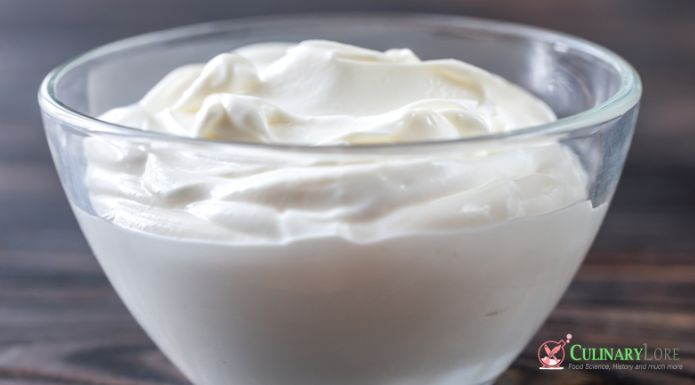 bowl of Greek yogurt