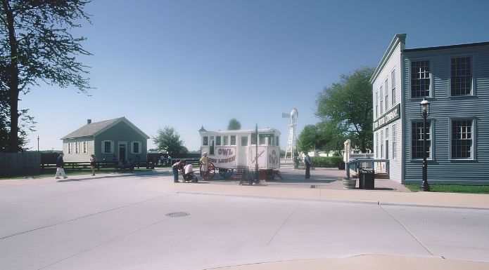The Owl Night Lunch Wagon, originally operated in downtown Detroit during the 1890s and now preserved at Greenfield Village in the Henry Ford Museum. Used as an example of a food service establishment that served meals at high speed to workers and laborers but that was not a corporate fast-food franchise and existed before the term "fast food" was invented. 
